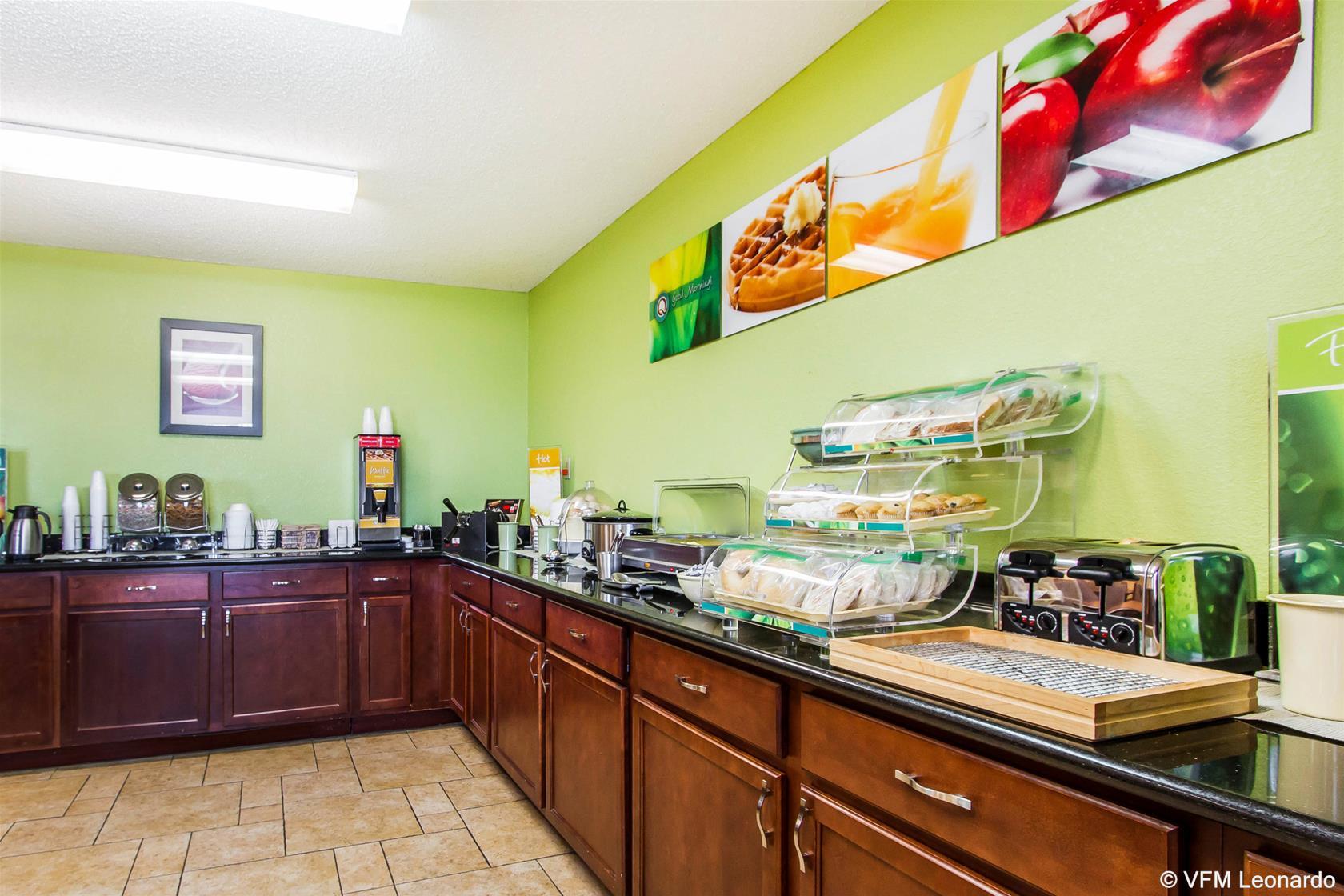 Quality Inn & Suites Ottumwa North Kültér fotó