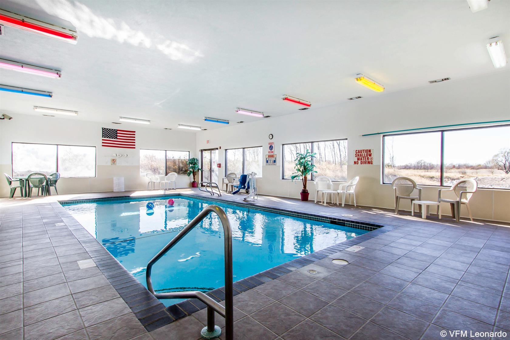 Quality Inn & Suites Ottumwa North Kültér fotó